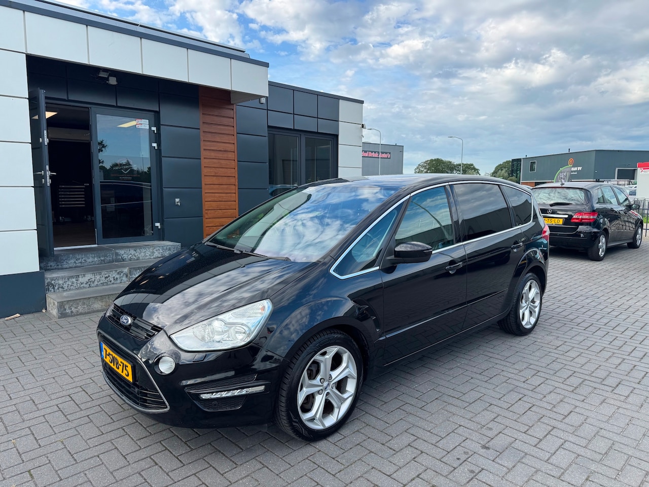 Ford S-Max - 2.0 EcoBoost S 200 Pk pano/Xenon/Automaat/Leer - AutoWereld.nl