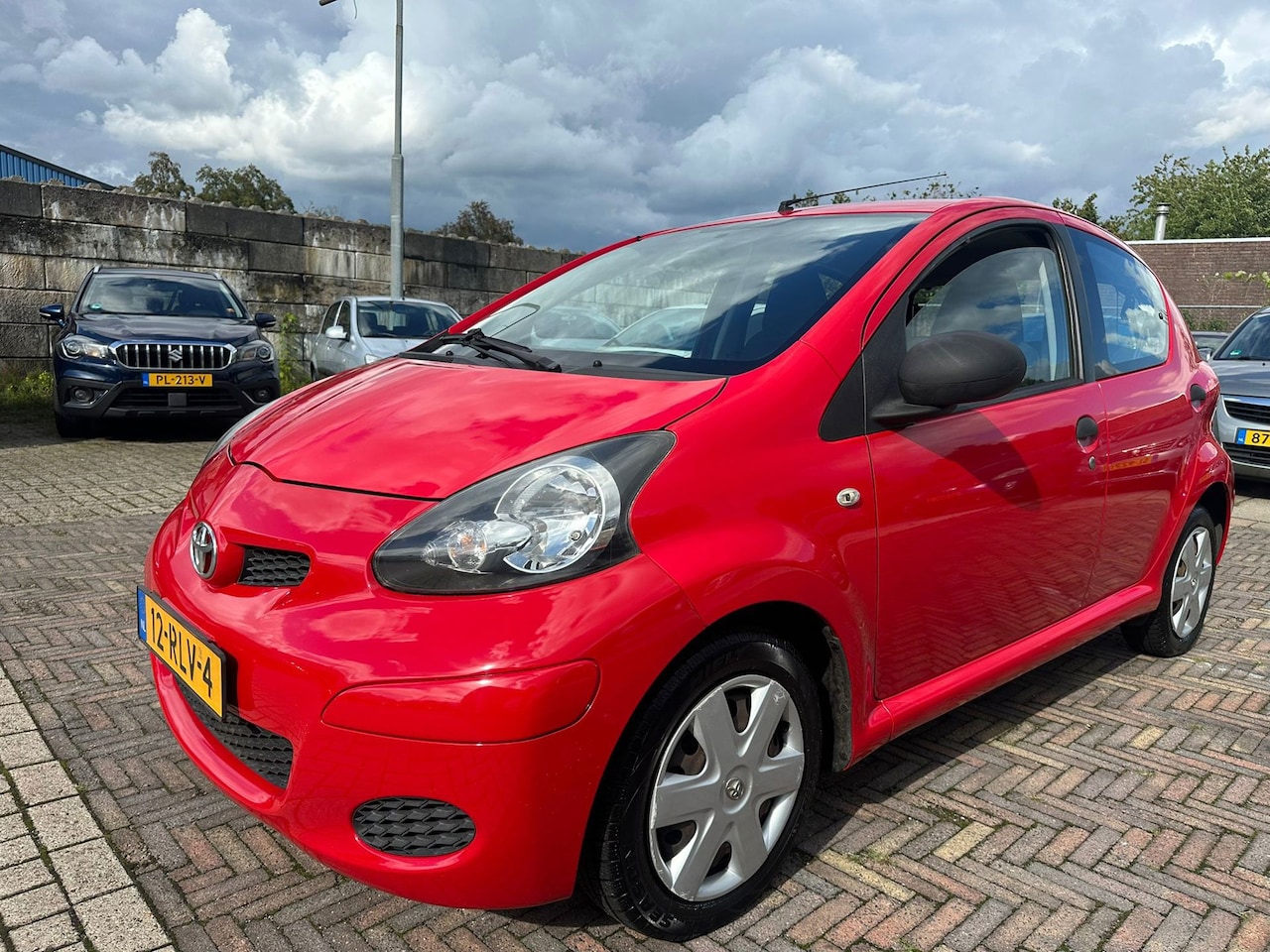 Toyota Aygo - 1.0-12V 5 DRS AIRCO/ EERSTE EIGENAAR/ NETTE AUTO! - AutoWereld.nl