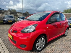 Toyota Aygo - 1.0-12V 5 DRS AIRCO/ EERSTE EIGENAAR/ NETTE AUTO