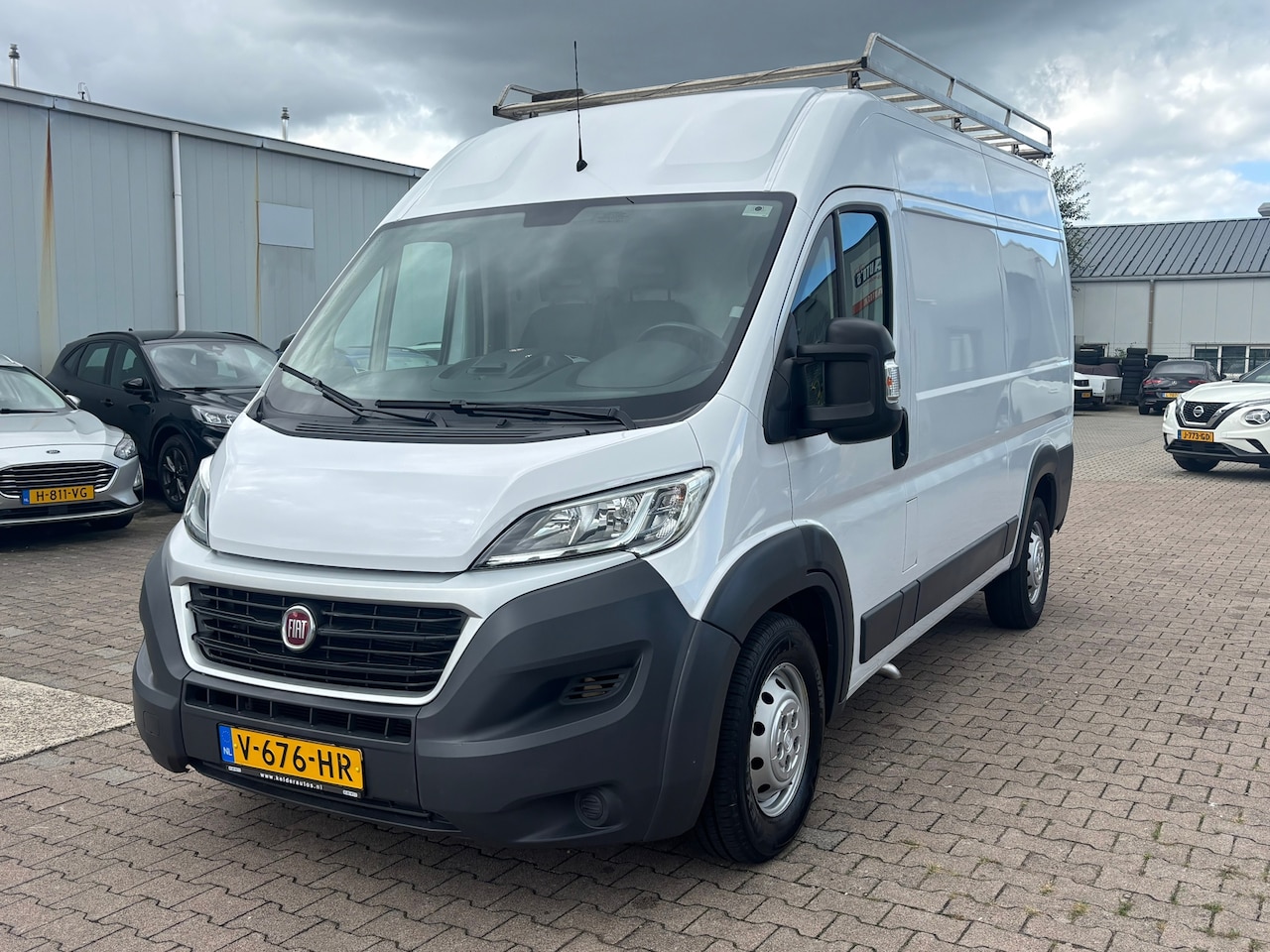 Fiat Ducato - 35H 3.0 Natural Power L2H2 Navi | Clima | Cruise | Camera | Trekhaak - AutoWereld.nl