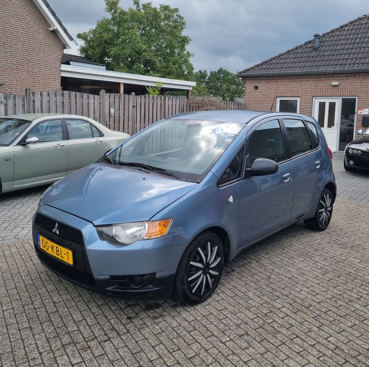Mitsubishi Colt - 1.1 Edition One 1.1 Edition One ,Airco,176NAP,5drs,APK10/27! - AutoWereld.nl