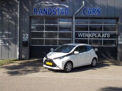 Toyota Aygo - 1.0 VVT-i x-now Camera Airco Elek Pakket 5Deurs 2016bj GARANTIE