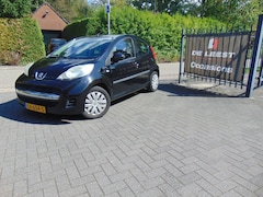 Peugeot 107 - 1.0-12V XR