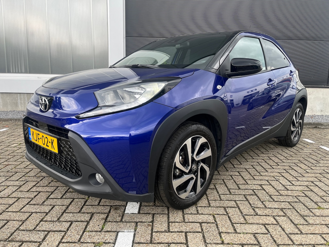 Toyota Aygo X - 1.0 VVT-i MT play 1.0 VVT-i MT Play - AutoWereld.nl