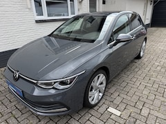 Volkswagen Golf - 1.5 eTSI Style Automaat/ 1e Eigenaar/ ACC/ Navi/ Camera/ Memory/ IQ Light/ Trekhaak