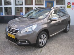 Peugeot 2008 - 1.2 PureTech Allure - Climat, cruise, trekhaak, LMV