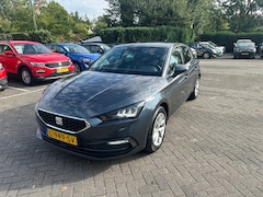 SEAT Leon - 1.0 TSI Style Business Intense , carplay , camera , pdc voor en achter