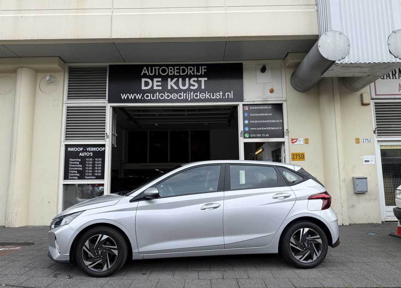 Hyundai i20 - 1.0 T-GDI 2023 CarPlay Camera Airco - AutoWereld.nl