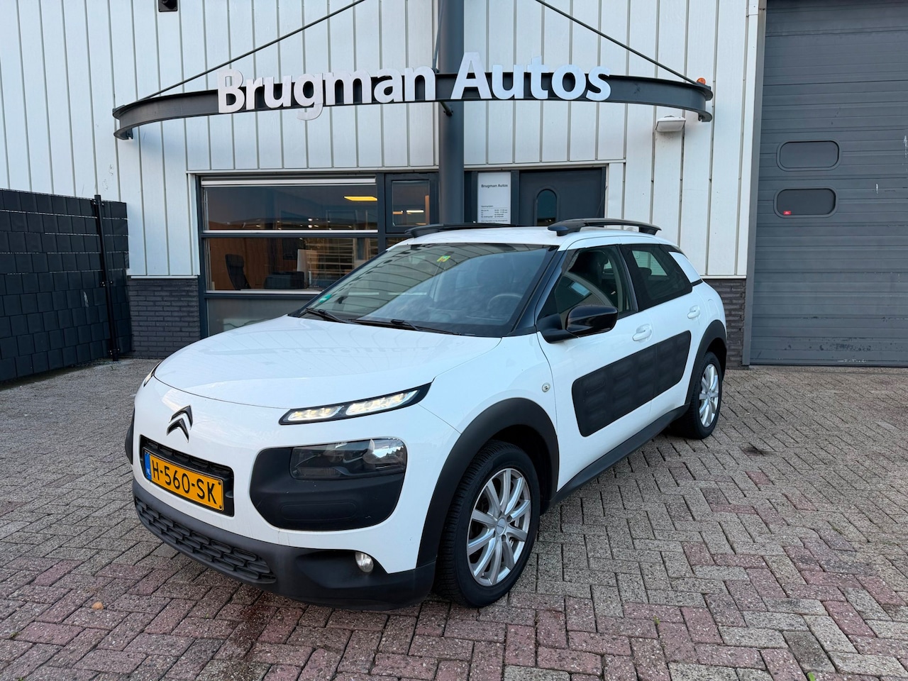 Citroën C4 Cactus - 1.2 PureTech Business 1.2 PureTech Business - AutoWereld.nl