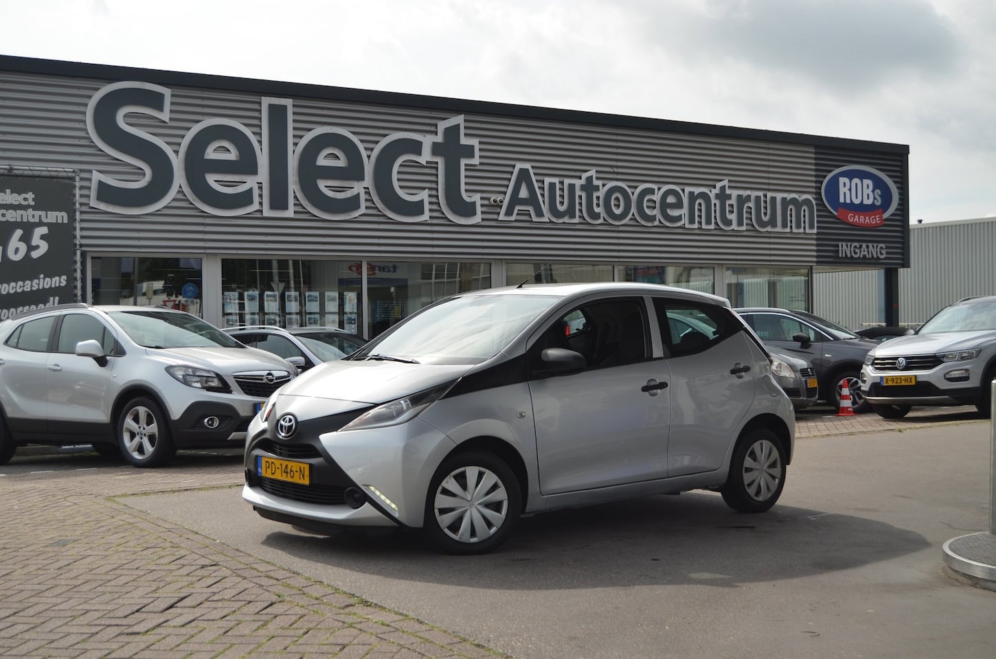 Toyota Aygo - 1.0 VVT-i X-fun |AIRCO|5 DRS| BLUETOOTH| NAVIGATIE|NL AUTO - AutoWereld.nl