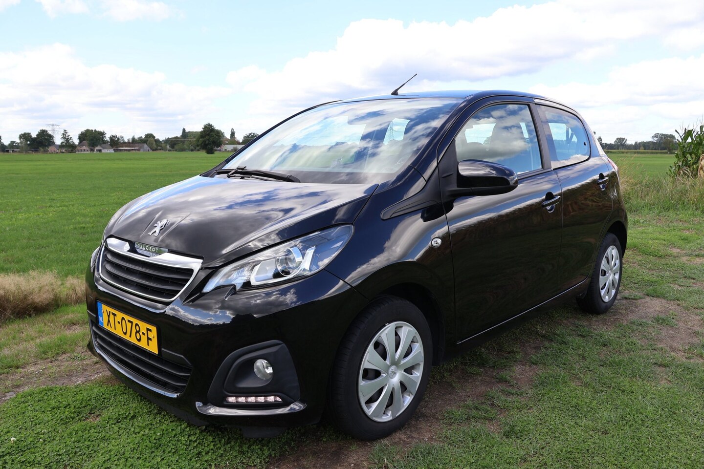 Peugeot 108 - 1.0 e-VTi Active|Carplay|Schermpje|Airco|Dealer onderhouden|NL-auto-NAP - AutoWereld.nl