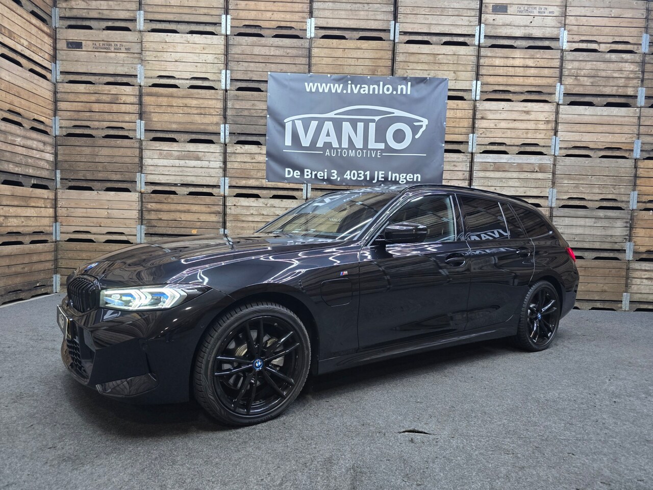 BMW 3-serie Touring - 330e xDrive M Sport Pano Leder Widescreen HUD camera Laser 19"LM - AutoWereld.nl
