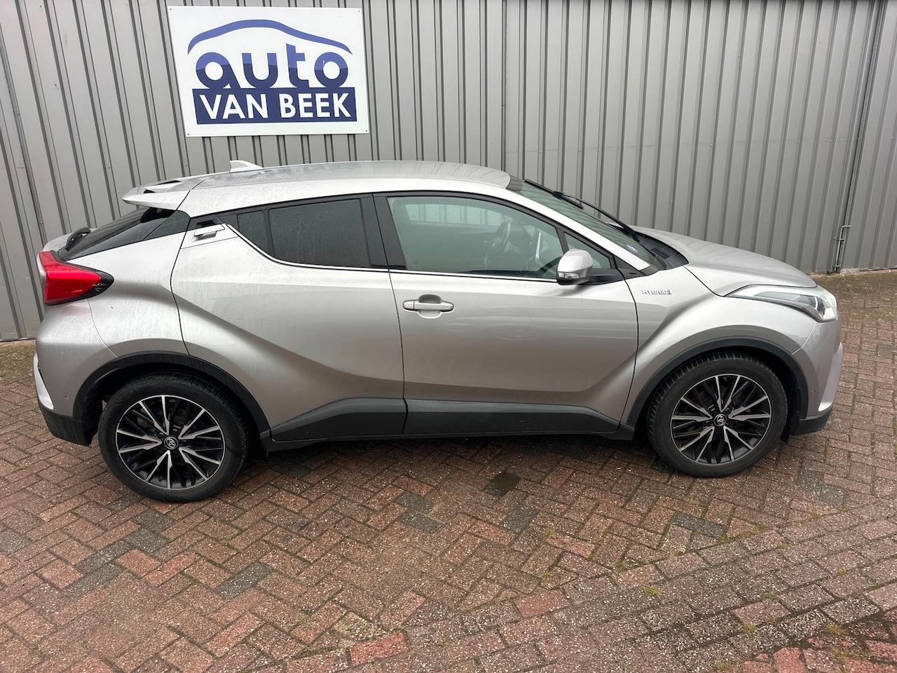 Toyota C-HR - 1.8 Hybrid Black Edition 1.8 Hybrid Black Edition - AutoWereld.nl