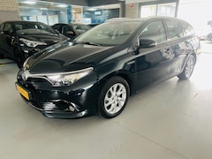 Toyota Auris Touring Sports - 1.8 Hybrid Aspiration