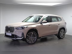BMW X1 - xDrive25e xLine Automaat / Trekhaak / Sportstoelen / Achteruitrijcamera / Comfort Access /