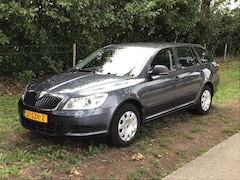 Skoda Octavia Combi - 1.4 Comfort met trekhaak, airco en NAP
