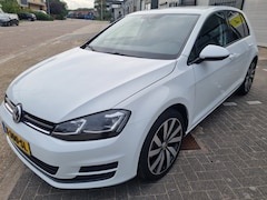 Volkswagen Golf - 1.2 TSI Easyline sportieve look