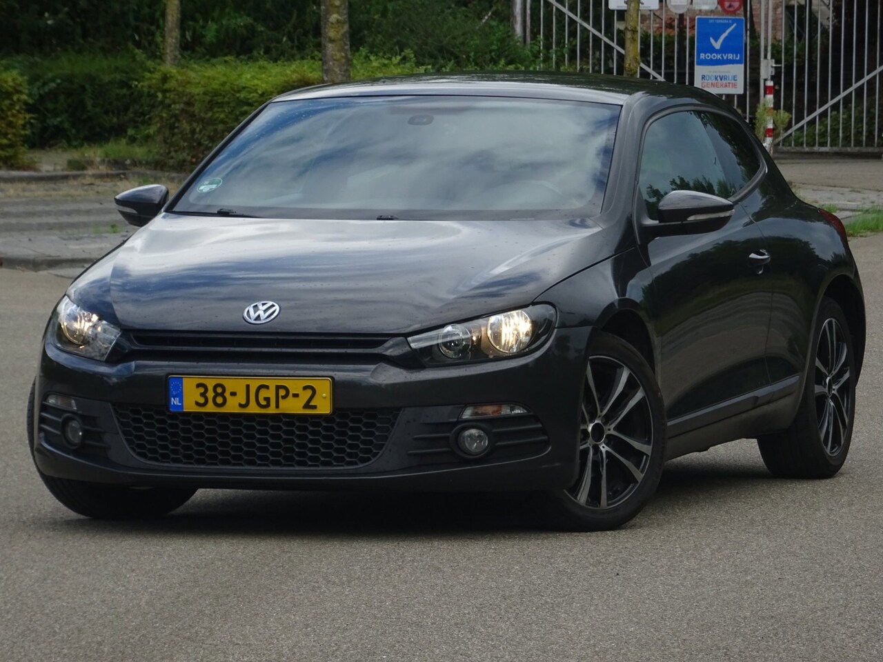 Volkswagen Scirocco - 2.0 TDI Highline NAP/NAVI/APK 08-2027 - AutoWereld.nl