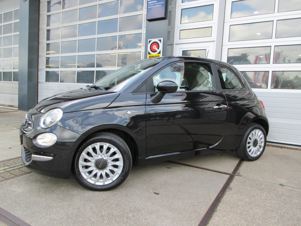 Fiat 500 - 1.0 Hybrid Lounge / Carplay / Airco / LMV / NL Auto - AutoWereld.nl