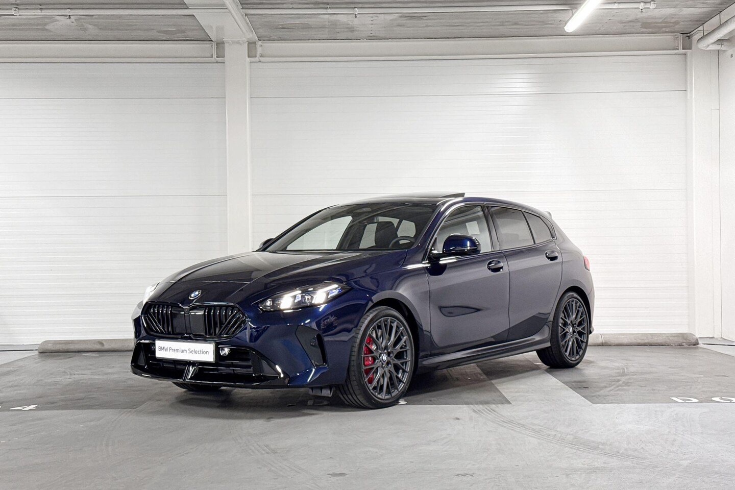 BMW 1-serie - 120 M Sport Pro | M-Sport | Premium Pack | Comfort Access | Panoramadak | Harman/Kardon | - AutoWereld.nl