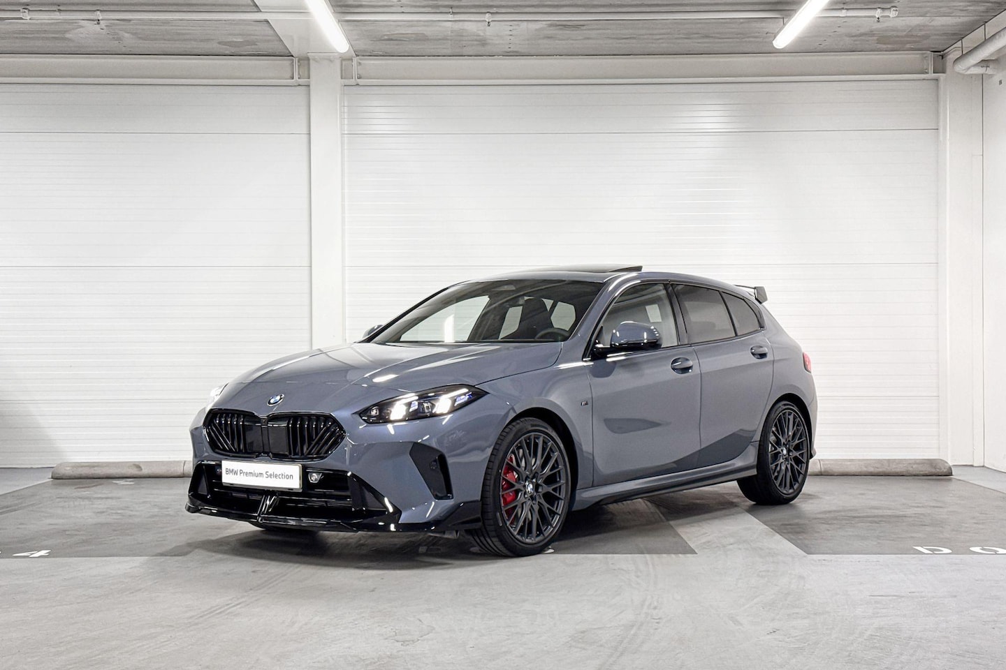 BMW 1-serie - 120 M Sportpakket Pro | M-Sport Pro | Premium Pack | Harman/Kardon | Comfort Access | Pano - AutoWereld.nl