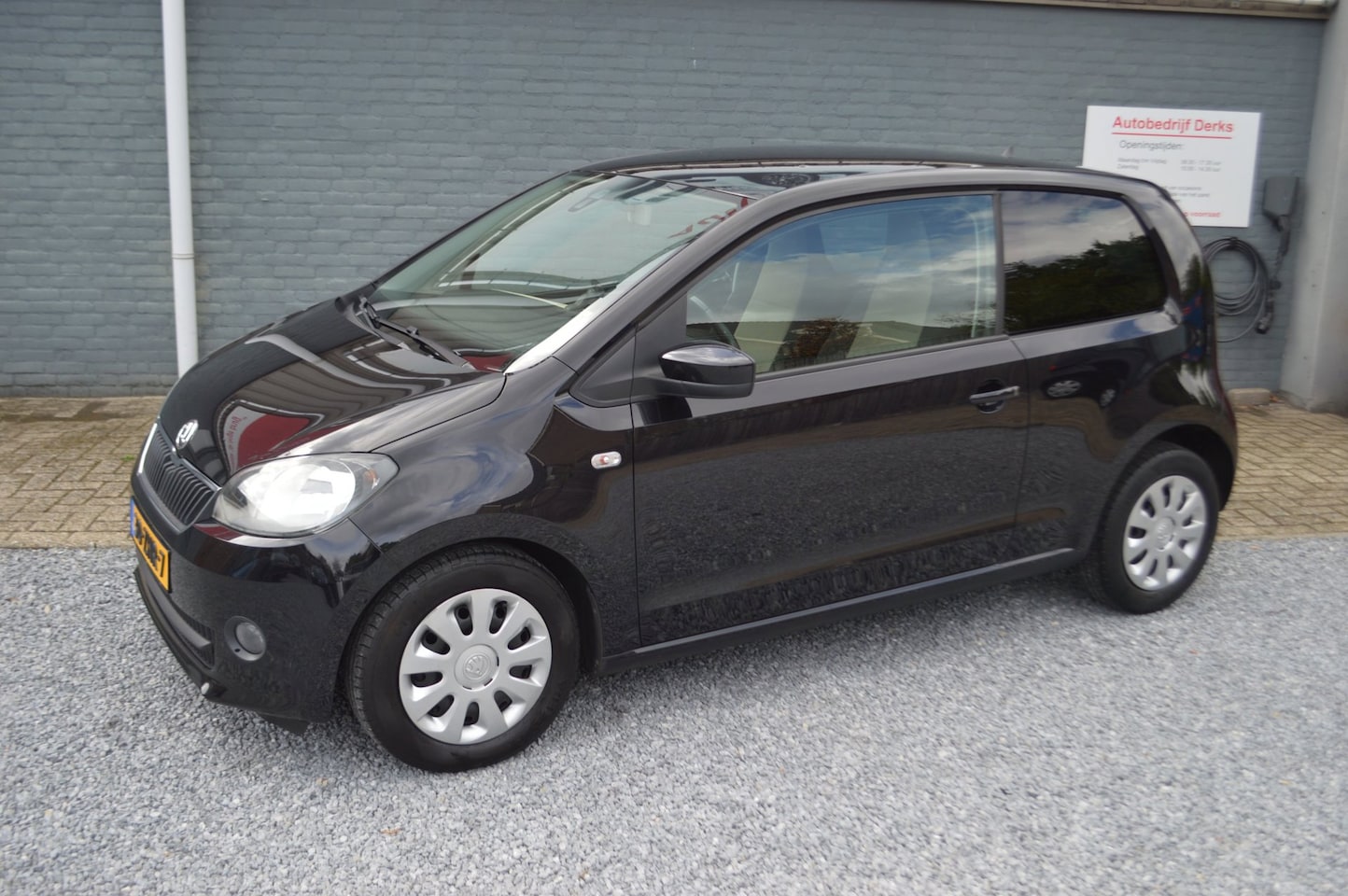 Skoda Citigo - 1.0 Greentech Tour Airco | Stuurbekrachtiging | Zeer nette Auto - AutoWereld.nl