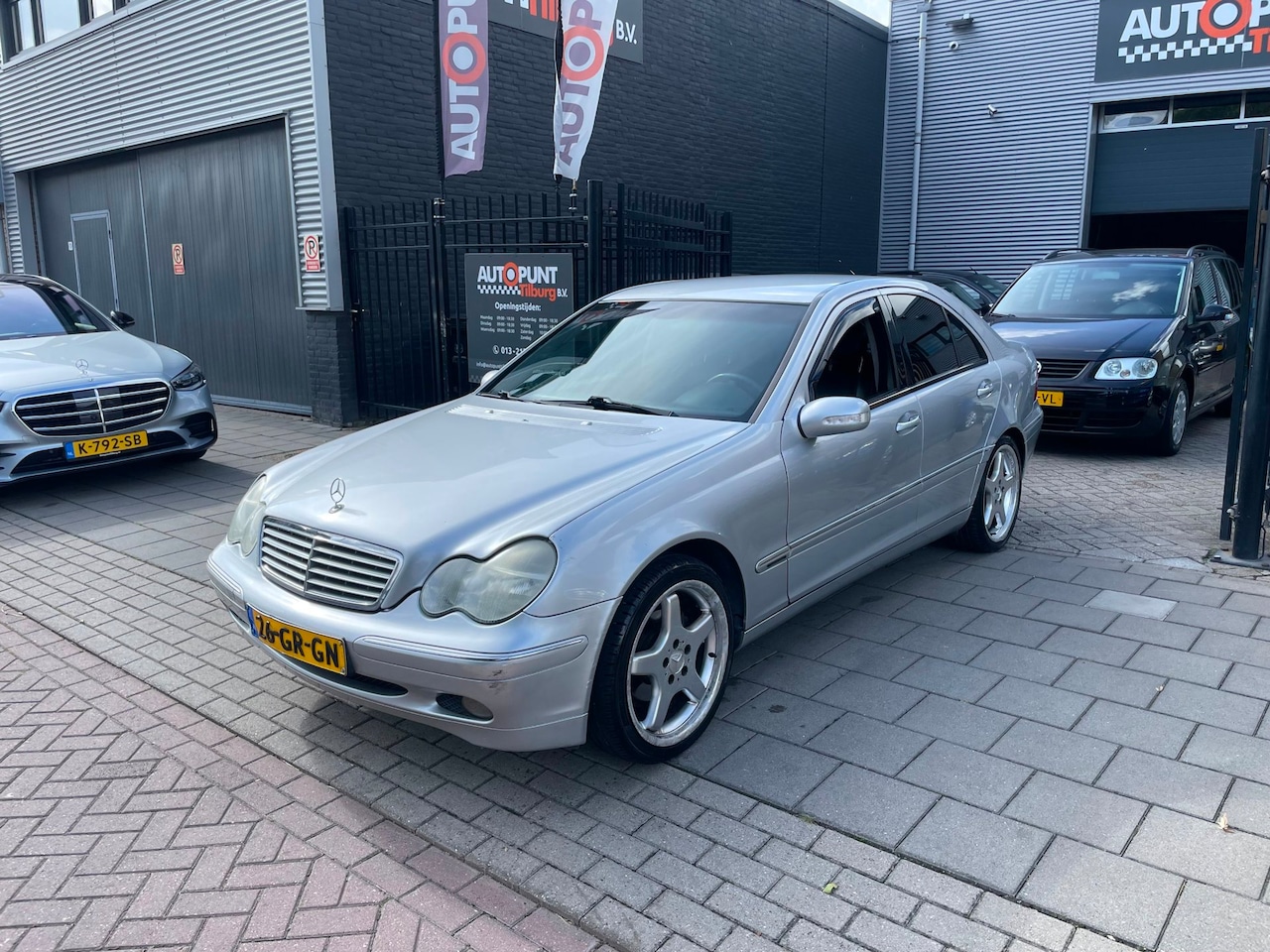 Mercedes-Benz C-klasse - 200 K. Elegance Trekhaak Airco NAP APK - AutoWereld.nl