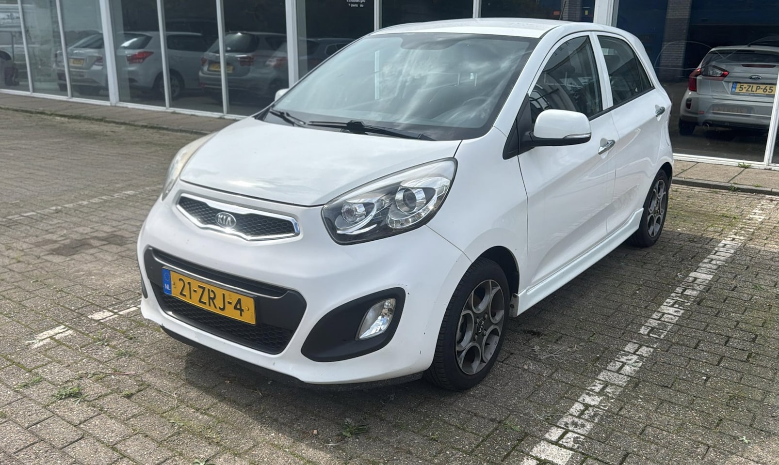 Kia Picanto - 1.0 CVVT Design Edition 1.0 CVVT Design Edition - AutoWereld.nl