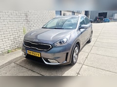 Kia Niro - 1.6 GDi Hybrid DynamicLine 2e eigenaar Navigatie NAP