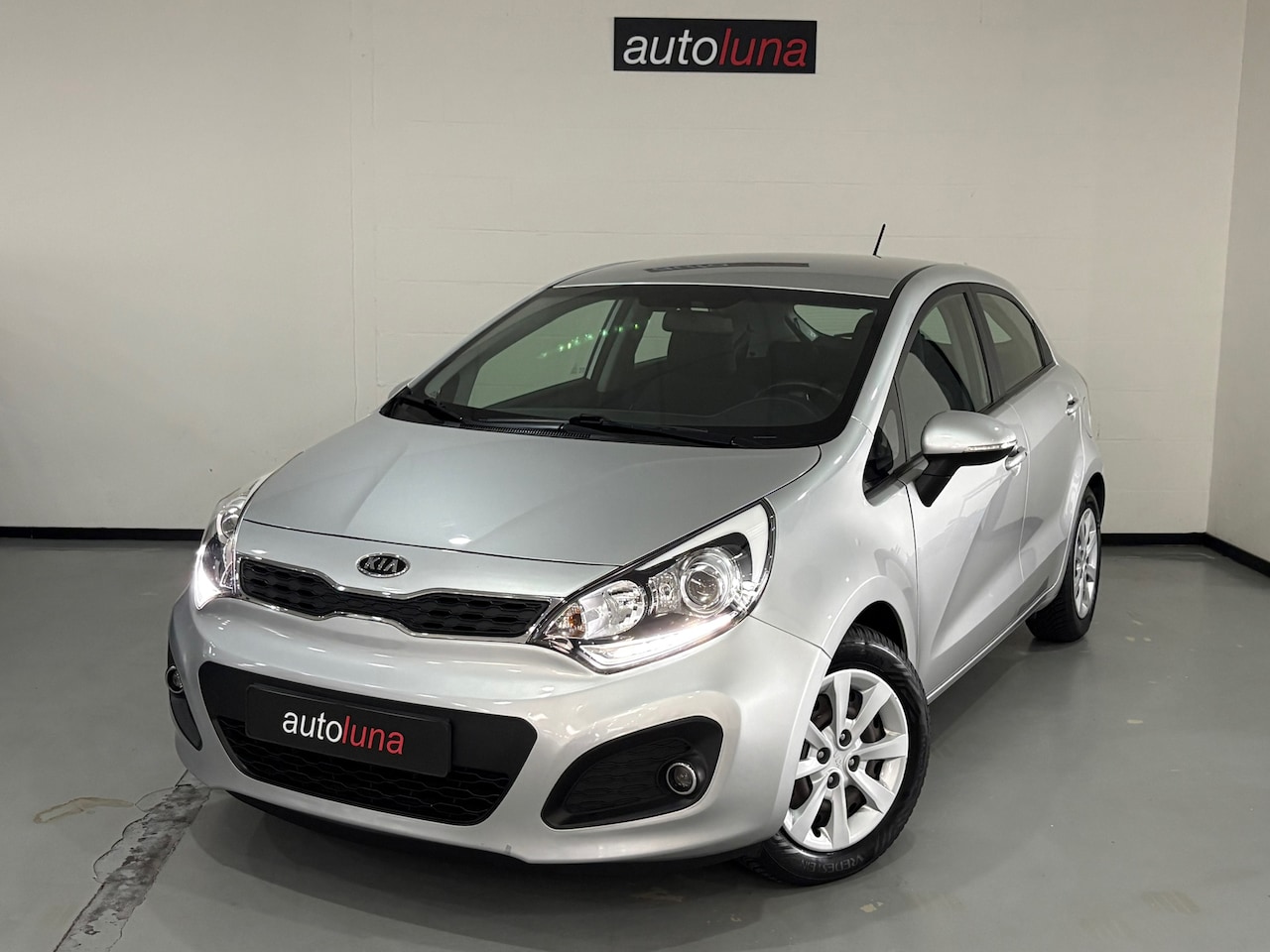 Kia Rio - 1.2 CVVT Super Pack 1.2 CVVT Super Pack - AutoWereld.nl