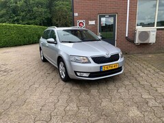 Skoda Octavia Combi - 1.8 TSI Greentech Elegance