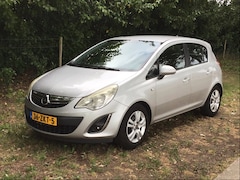 Opel Corsa - 1.2-16V Cosmo (meeneemprijs)