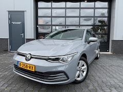 Volkswagen Golf - 1.5 TSI 4 cilinder. Nieuwstaat