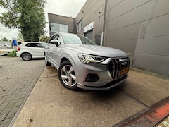 Audi Q3 - 40 TFSI quattro Pano/Matrix/360Cam/Lage km