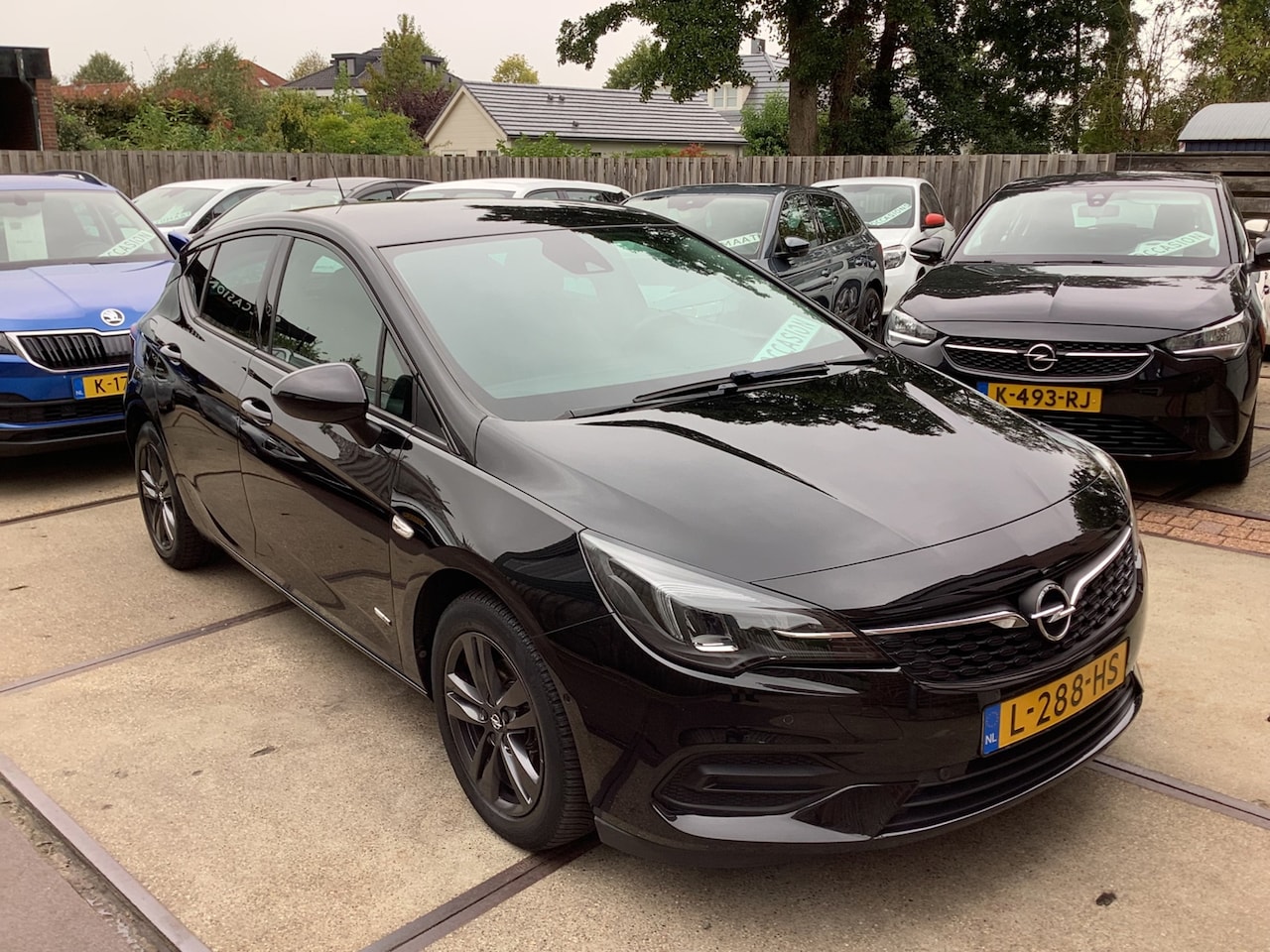 Opel Astra - 1.2 Design & Tech black edition vol - AutoWereld.nl