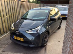 Toyota Aygo - 1.0 VVT-i x-fun airco CarPlay