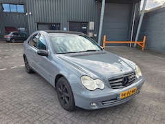 Mercedes-Benz C-klasse - 180 K. Classic Dealer onderhouden Nap Automaat
