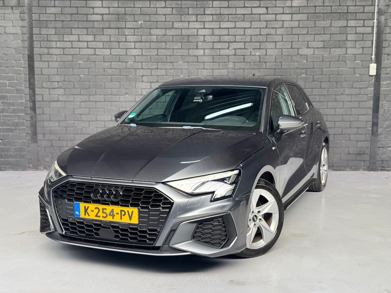 Audi A3 Sportback - 30 TFSI S edition 30 TFSI S edition - AutoWereld.nl