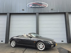 Alfa Romeo Spider - 2.0-16V T.Spark, nette staat, lage km, elektrisch dak, nieuwe distributie