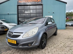 Opel Corsa - 1.2-16V Essentia 5Deurs/Airco/APK/Fietsendrager