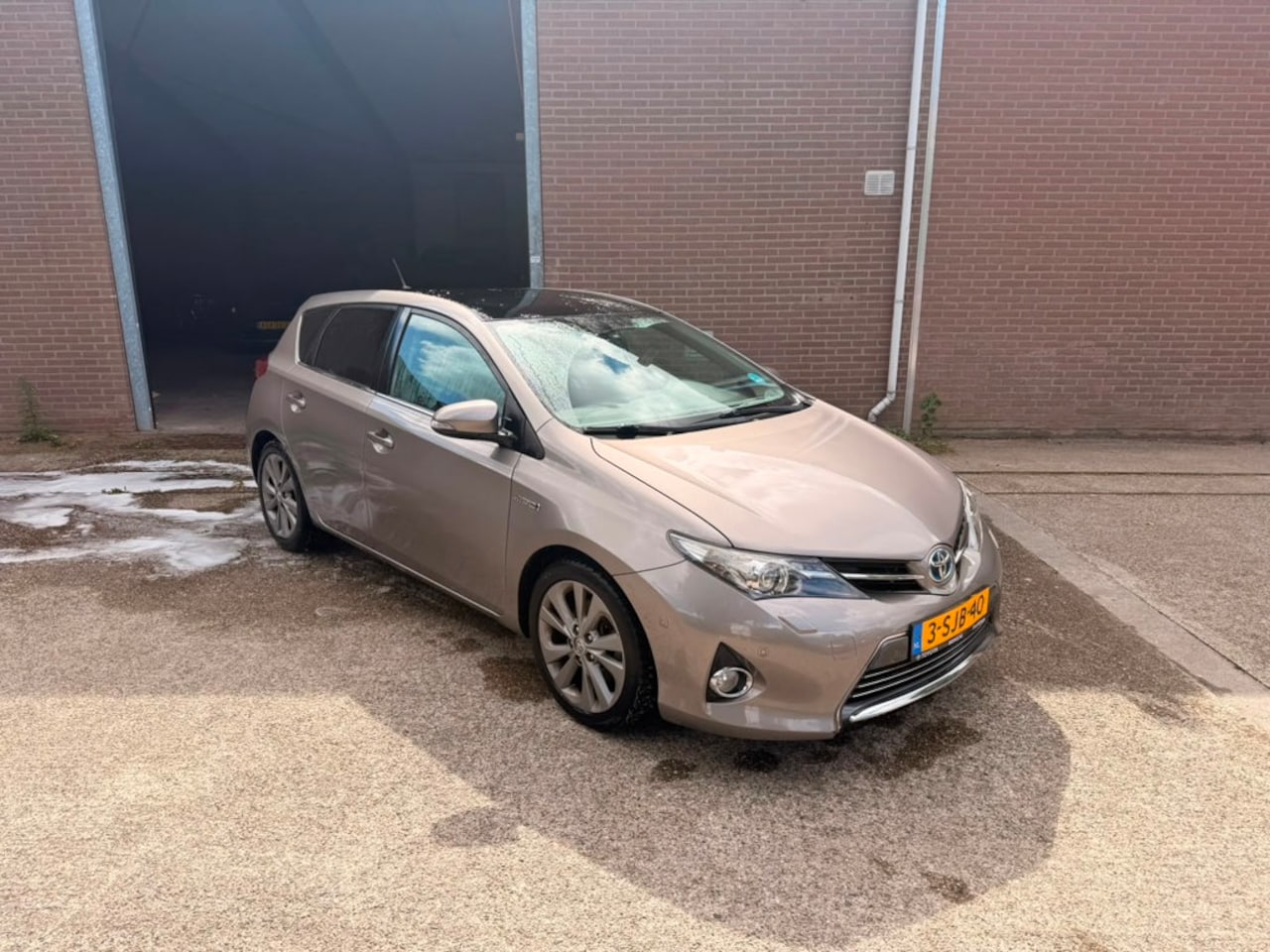 Toyota Auris - 1.8 Hybrid Lease Pro 1.8 Hybrid Lease Pro - AutoWereld.nl