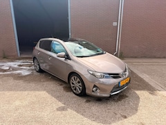Toyota Auris - 1.8 Hybrid Lease Pro