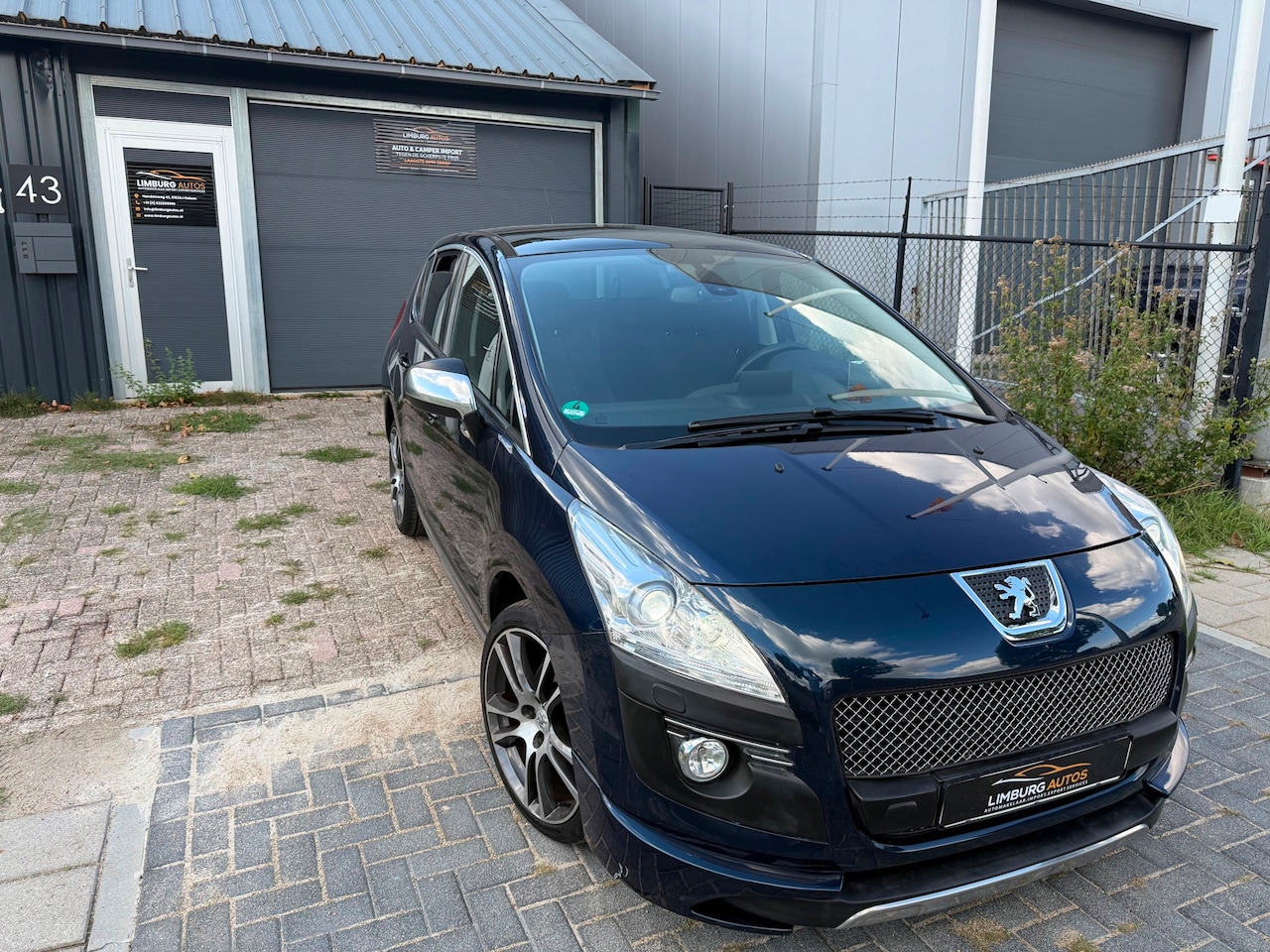 Peugeot 3008 - 1.6 THP GT 18inch Headup DvD Navi BomVol!! - AutoWereld.nl
