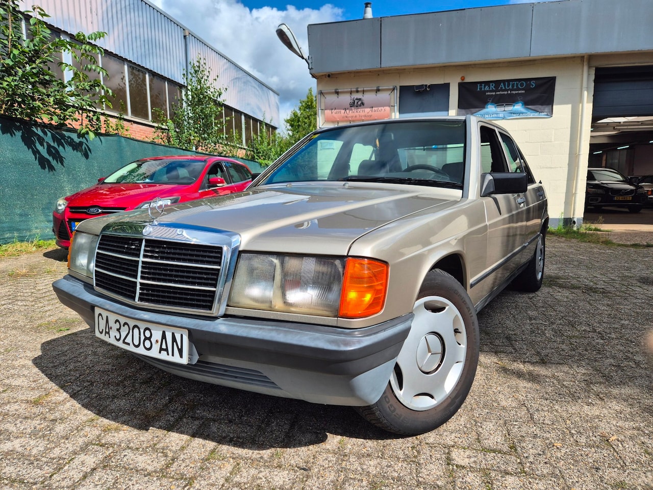 Mercedes-Benz 190-serie - 2.5 D 2.5 D, AUTOMAAT, SCHITTERENDE 5 CILINDER - AutoWereld.nl