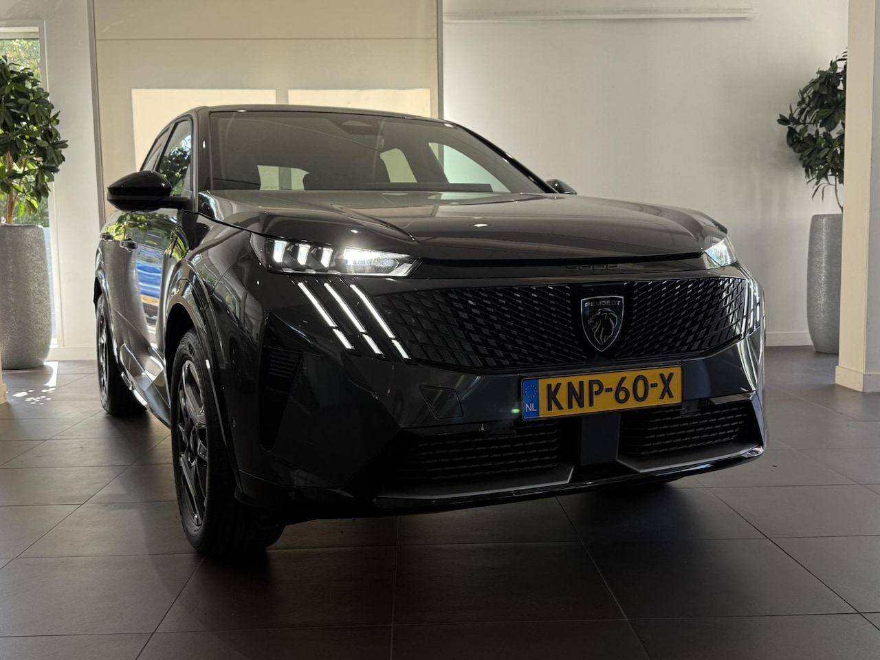 Peugeot e-3008 - GT Long Range 230 97 kWh - AutoWereld.nl