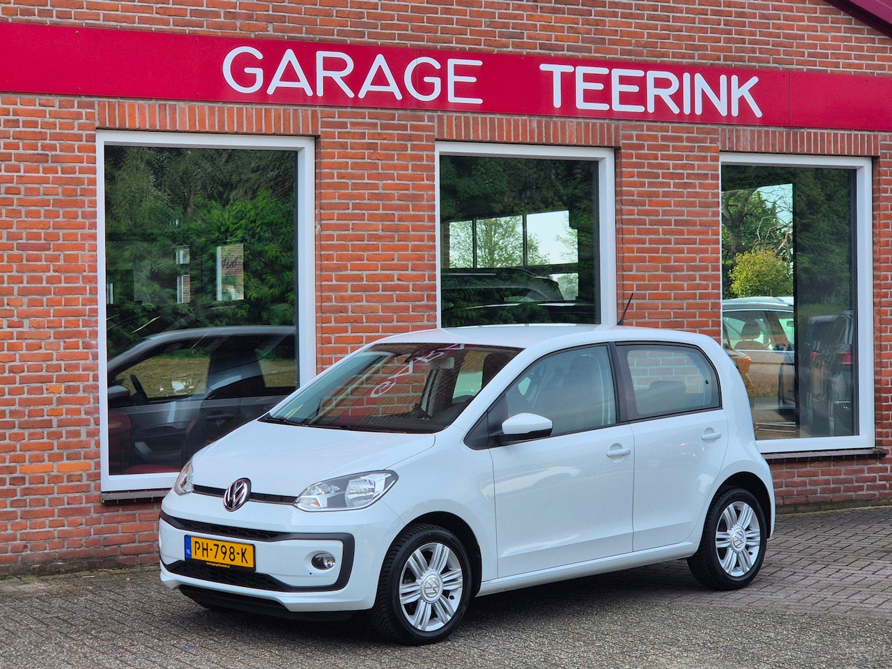 Volkswagen Up! - 1.0 BMT high up! 75PK 5drs airco, cruise, pdc, lmv, elektr.ramen, navi, bluetooth - AutoWereld.nl