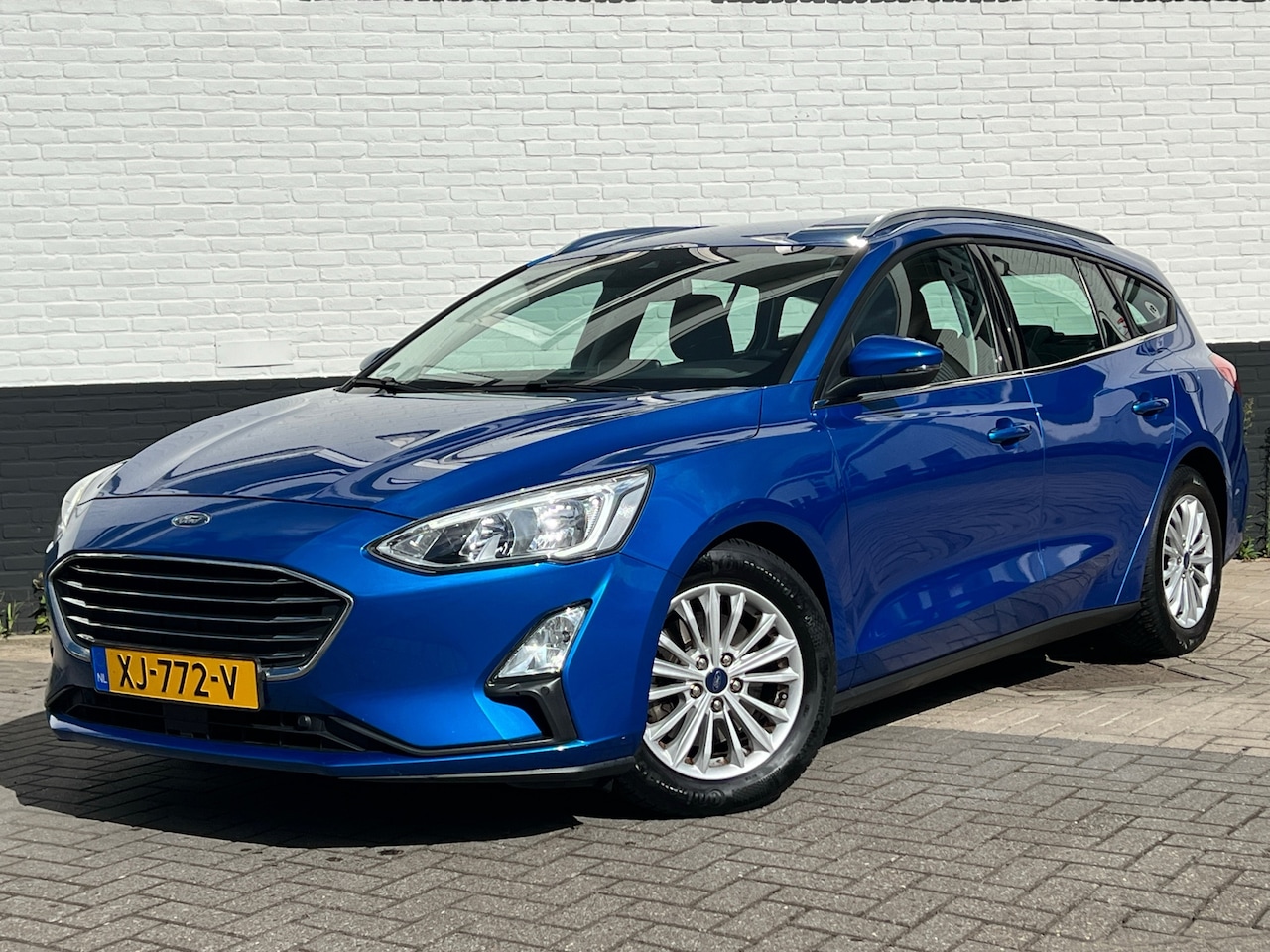 Ford Focus Wagon - 1.5 EcoBoost Titanium Business|Keyless|Winterpakket|Netjes!! - AutoWereld.nl