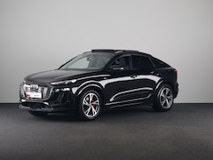 Audi Q6 Sportback e-tron - S edition 83Kwh 252 pk | Glazen panoramadak | Exterieurpakket zwart | Trekhaak, mechanisch