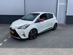 Toyota Yaris - 1.5 Hybrid Executive | Red & White edition |