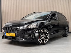 Ford Focus Wagon - 1.0 Eco Hybrid ST Line X Trekhaak Camera Winter pack Elek. Klep Dealeronderhouden